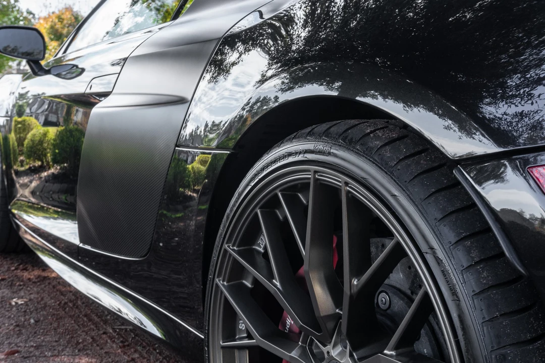 2015 Audi 42 R8 - Image 29 of 31