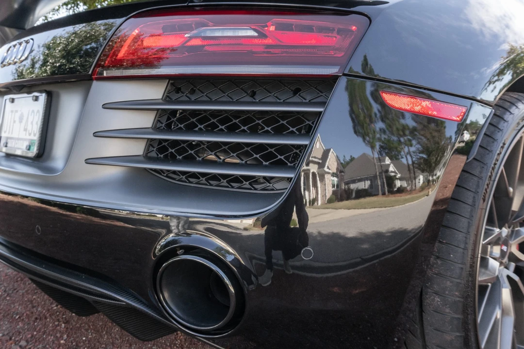 2015 Audi 42 R8 - Image 14 of 31