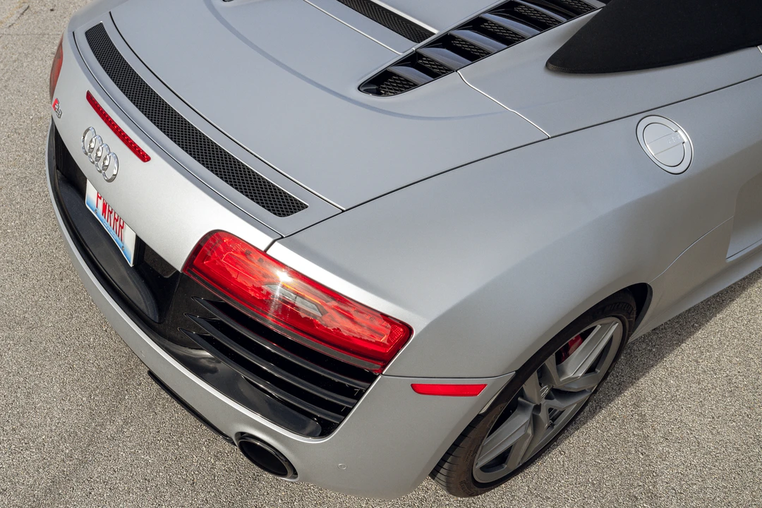 2015 Audi 42 R8 - Image 23 of 31