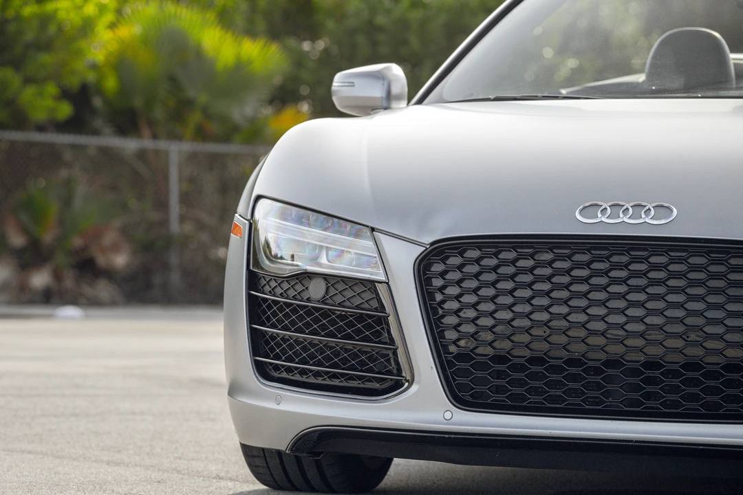 2015 Audi 42 R8 - Image 11 of 31