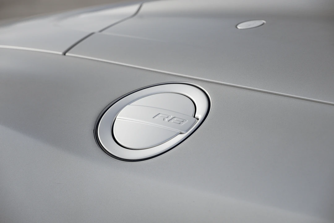 2015 Audi 42 R8 - Image 24 of 31