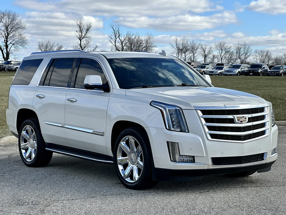 2015 Cadillac Escalade 4th Gen - Image 13 of 31