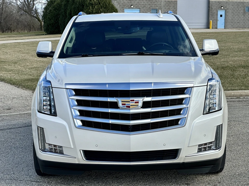2015 Cadillac Escalade 4th Gen - Image 14 of 31