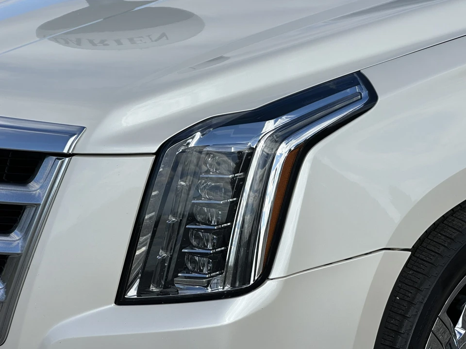 2015 Cadillac Escalade 4th Gen - Image 16 of 31