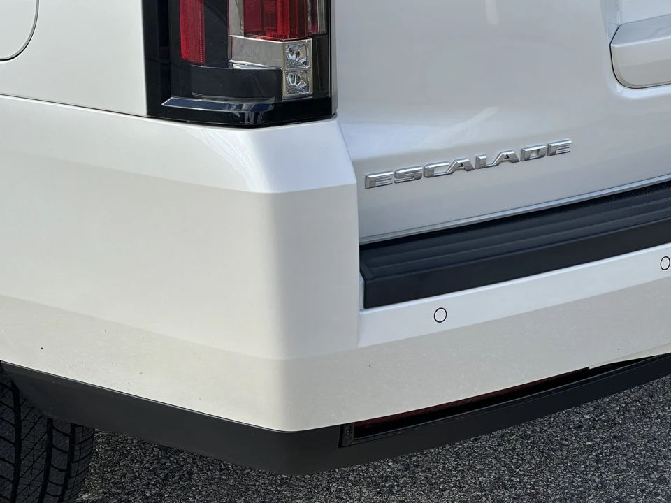 2015 Cadillac Escalade 4th Gen - Image 30 of 31