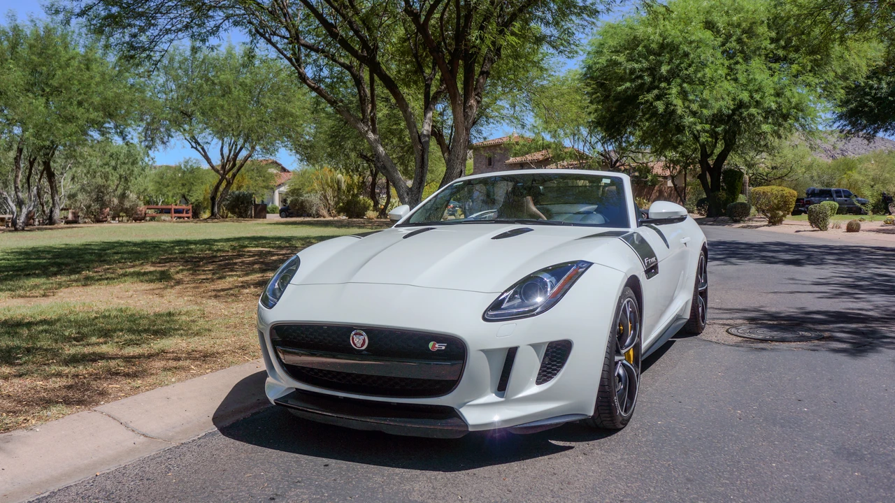 2015 Jaguar F-Type 1st Gen - Image 2 of 31