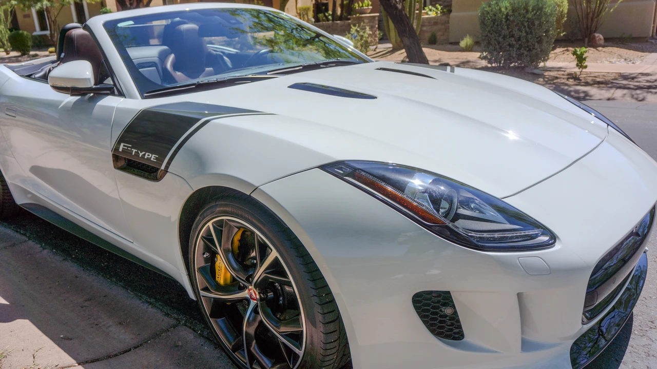 2015 Jaguar F-Type 1st Gen - Image 23 of 31