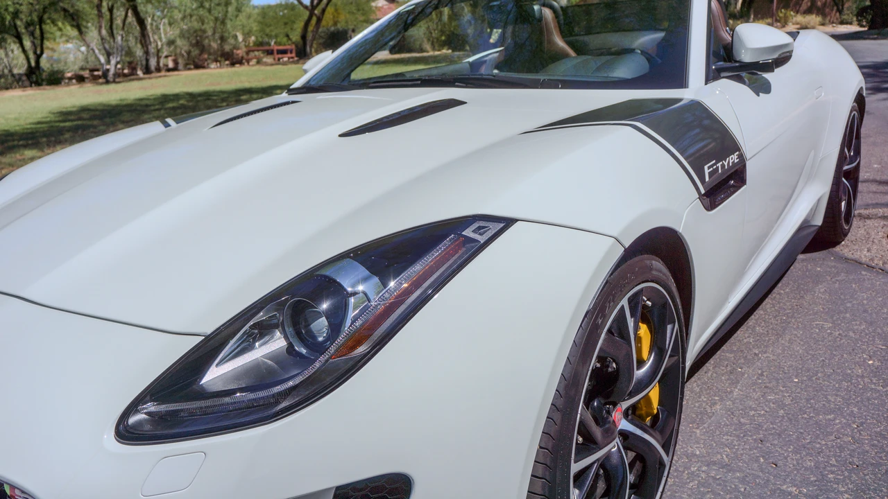 2015 Jaguar F-Type 1st Gen - Image 24 of 31