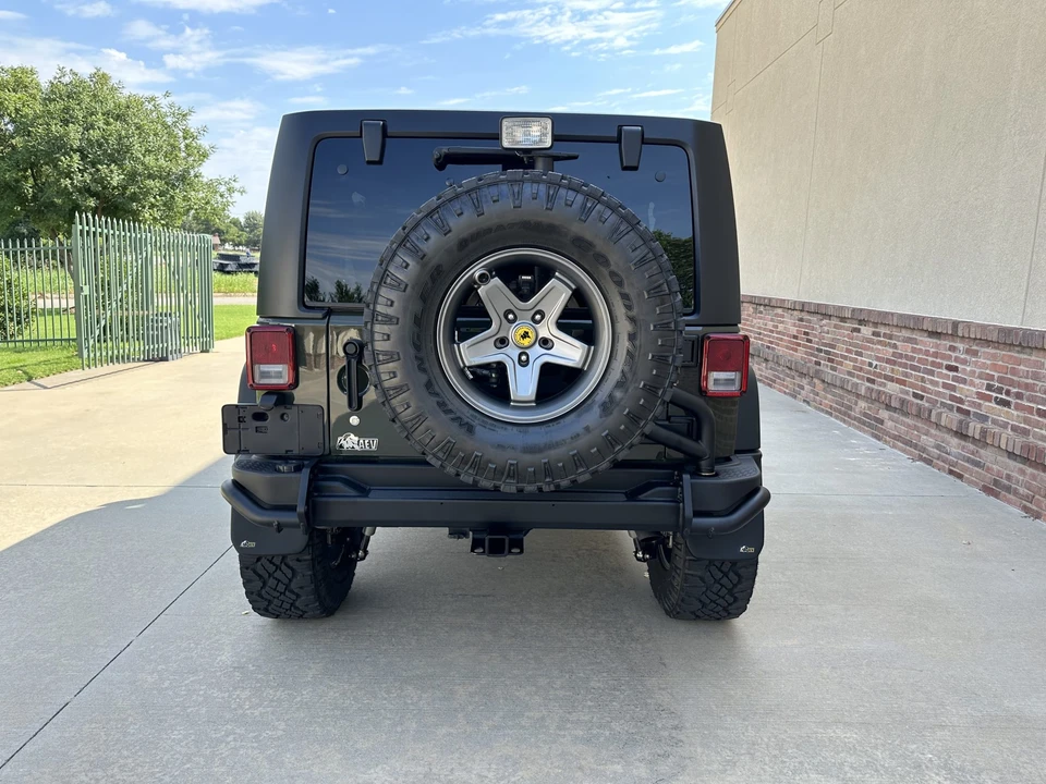 2015 Jeep JK Wrangler - Image 15 of 31