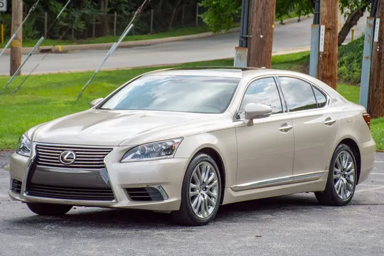 2015 Lexus LS460