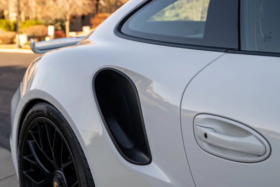 2015 Porsche 991 Turbo S - Image 24 of 31