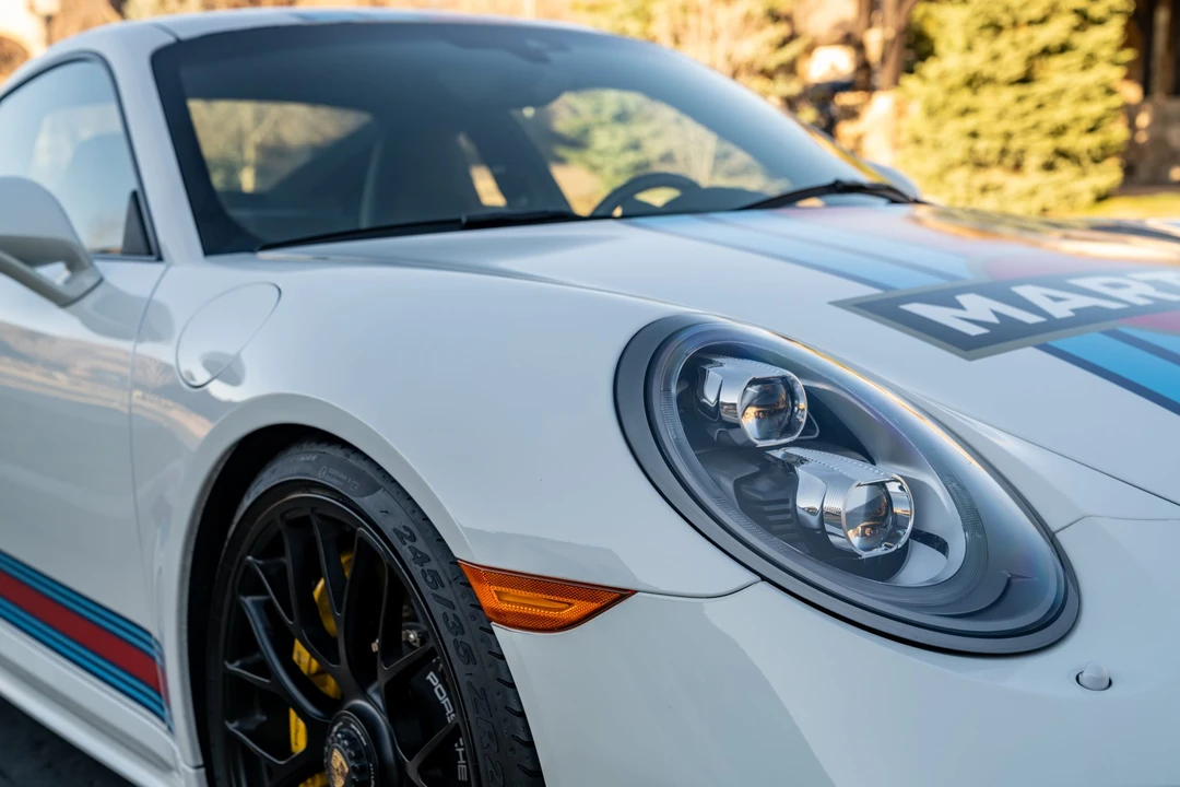 2015 Porsche 991 Turbo S - Image 29 of 31