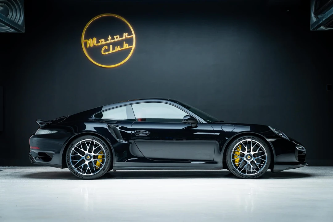 2015 Porsche 991 Turbo S - Image 12 of 31