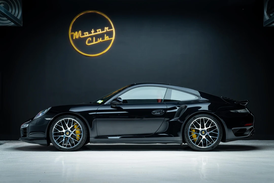 2015 Porsche 991 Turbo S - Image 22 of 31