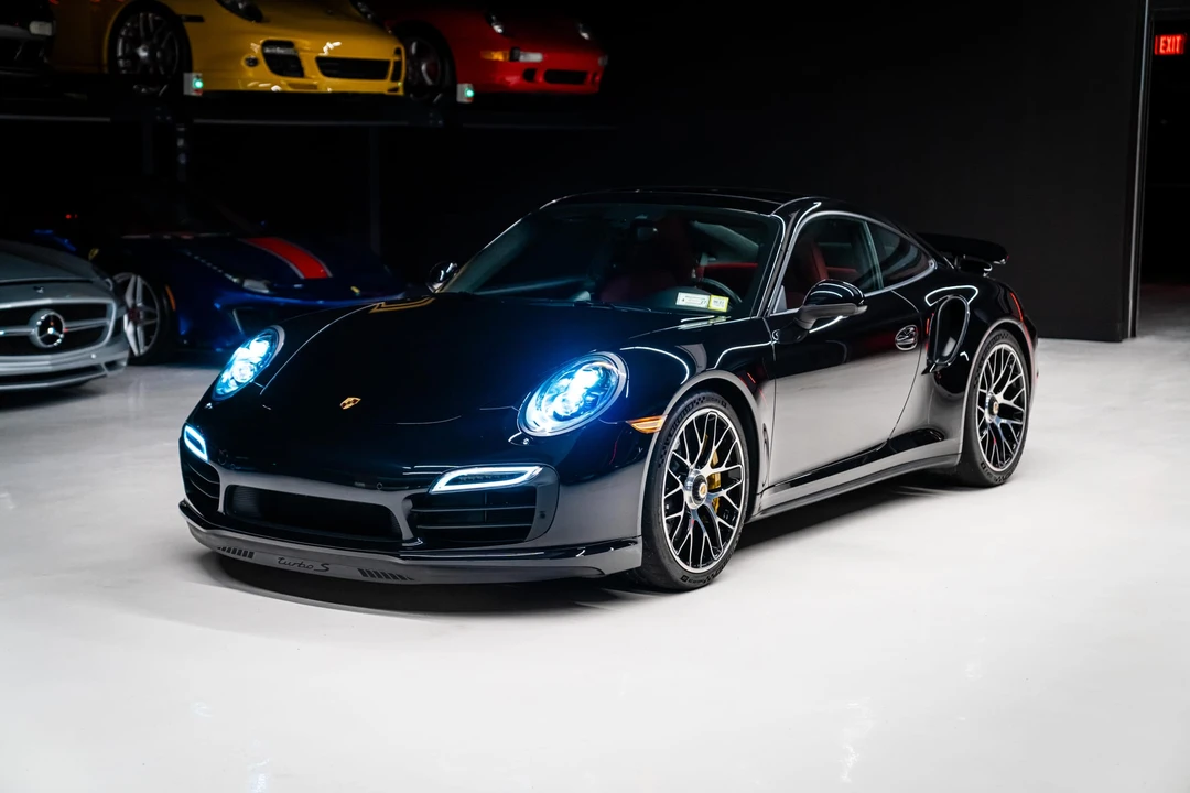 2015 Porsche 991 Turbo S - Image 2 of 31