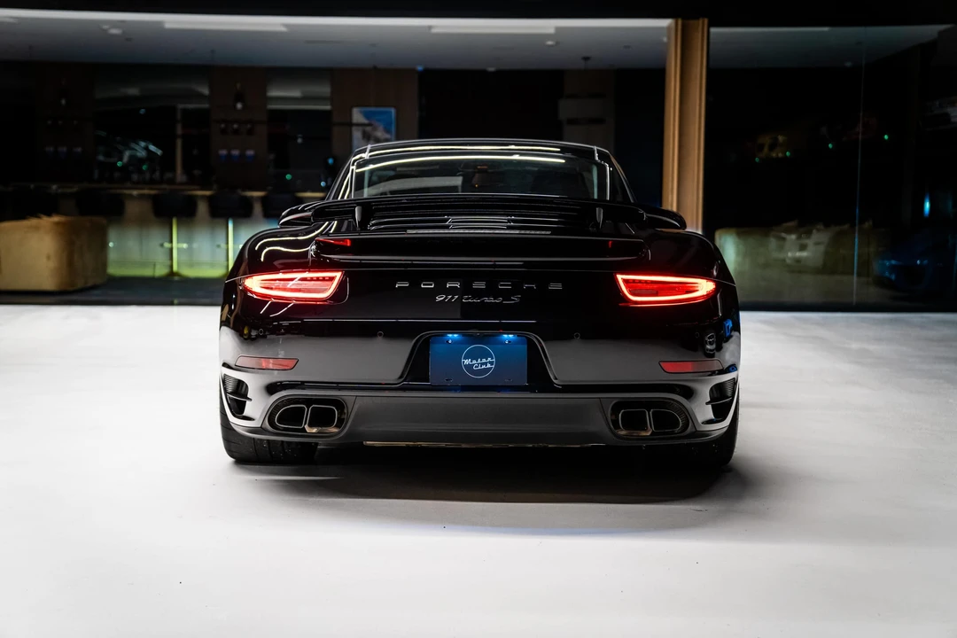 2015 Porsche 991 Turbo S - Image 18 of 31