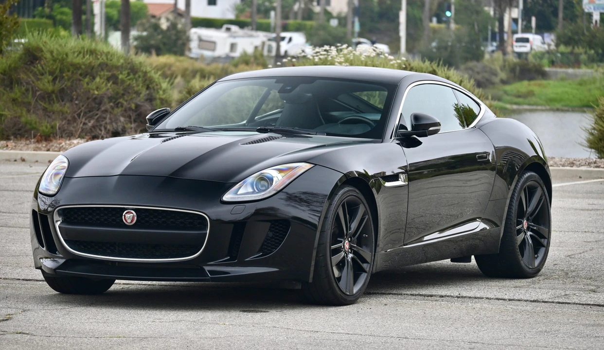 2016 Jaguar F-Type 1st Gen - Image 7 of 31