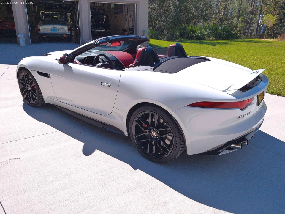 2016 Jaguar F-Type R 1st Gen - Image 4 of 31
