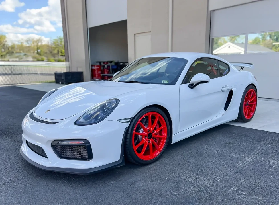 2016 Porsche 981 Cayman GT4 - Image 2 of 6