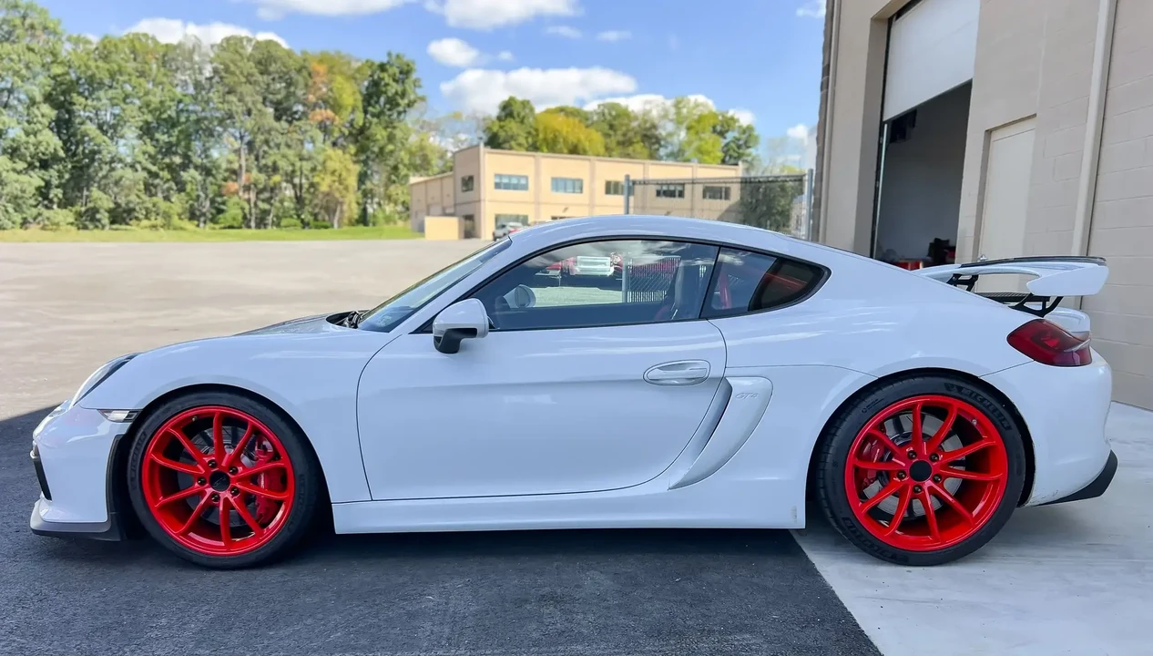 2016 Porsche 981 Cayman GT4 - Image 3 of 6
