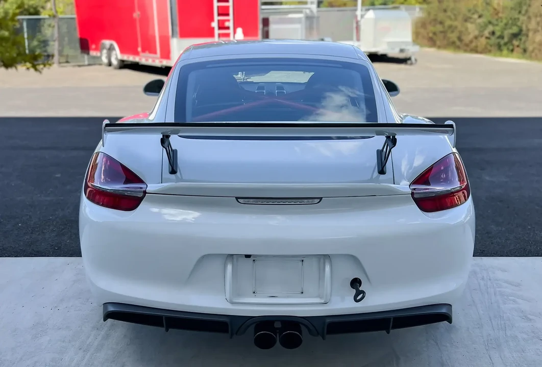 2016 Porsche 981 Cayman GT4 - Image 5 of 6