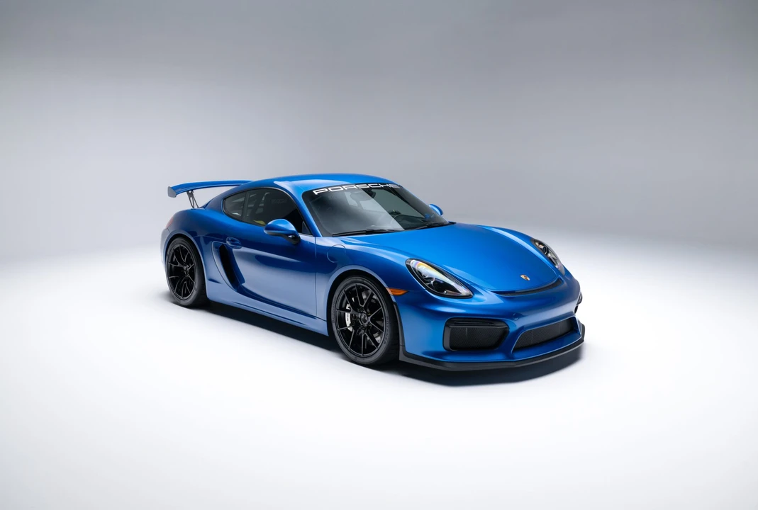 2016 Porsche 981 Cayman GT4 - Image 3 of 31