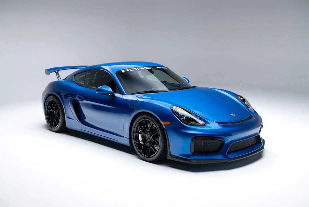 2016 Porsche 981 Cayman GT4 - Image 4 of 31