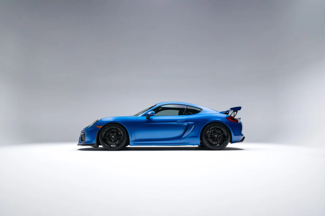 2016 Porsche 981 Cayman GT4 - Image 27 of 31