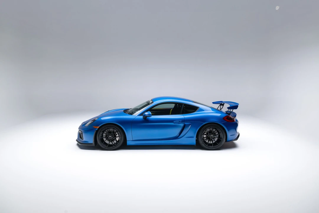 2016 Porsche 981 Cayman GT4 - Image 30 of 31