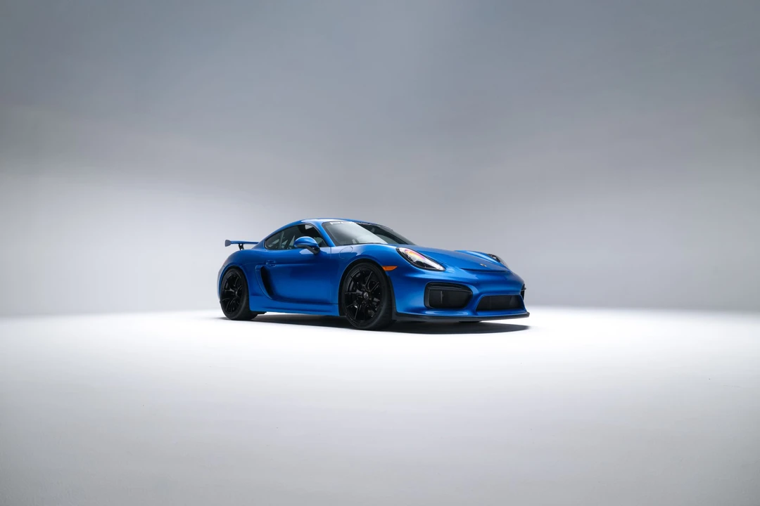 2016 Porsche 981 Cayman GT4 - Image 7 of 31