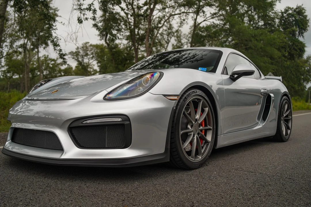 2016 Porsche 981 Cayman GT4 - Image 3 of 31