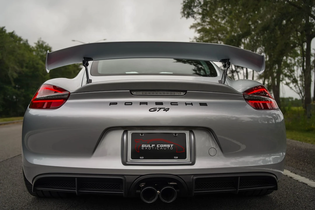 2016 Porsche 981 Cayman GT4 - Image 22 of 31
