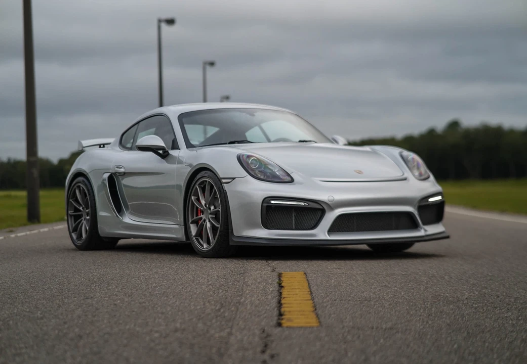 2016 Porsche 981 Cayman GT4 - Image 14 of 31