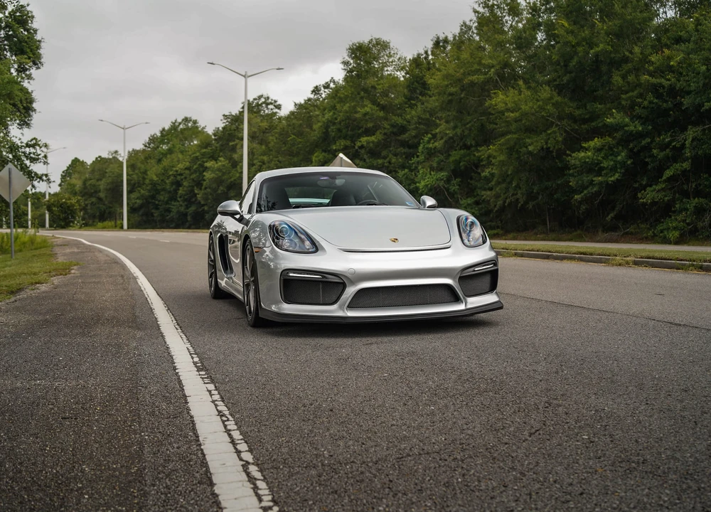 2016 Porsche 981 Cayman GT4 - Image 10 of 31