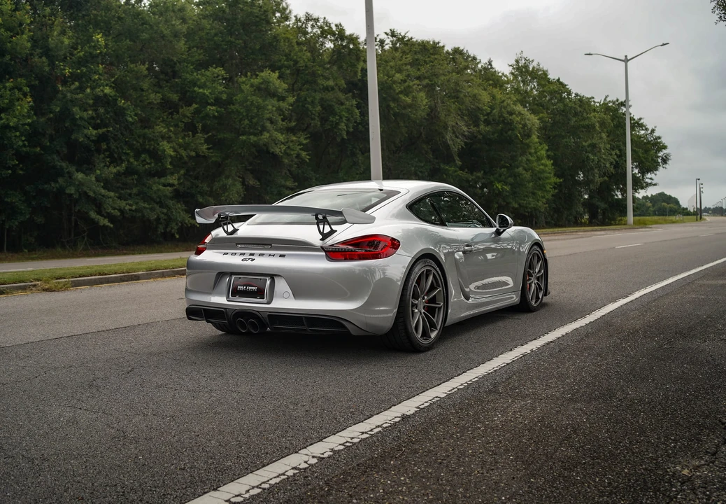 2016 Porsche 981 Cayman GT4 - Image 21 of 31