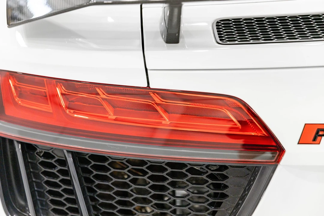 2017 Audi 4S R8 - Image 31 of 31