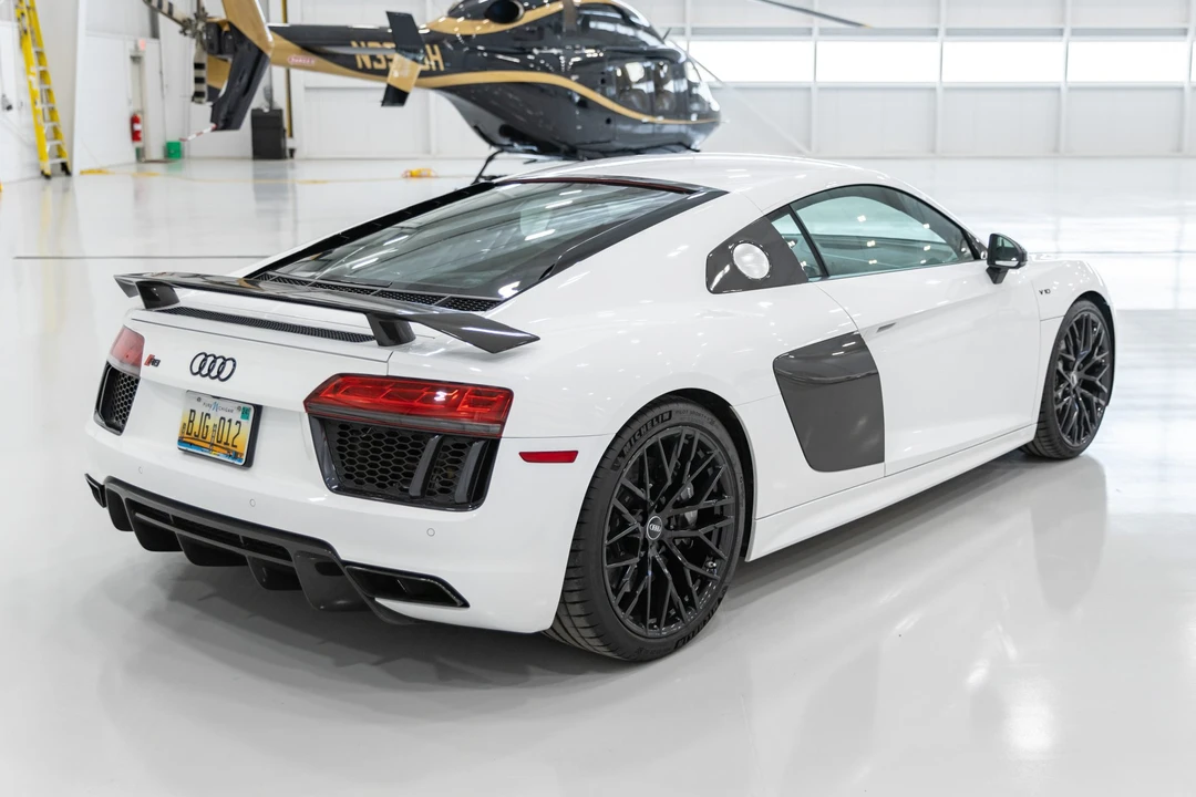 2017 Audi 4S R8 - Image 6 of 31