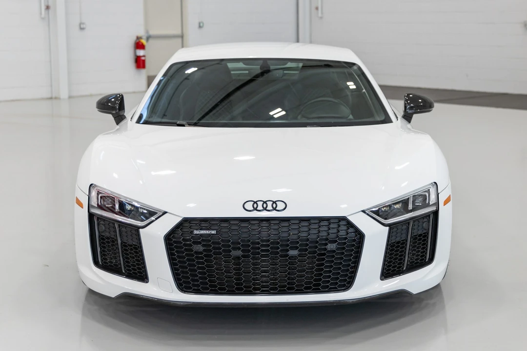 2017 Audi 4S R8 - Image 3 of 31