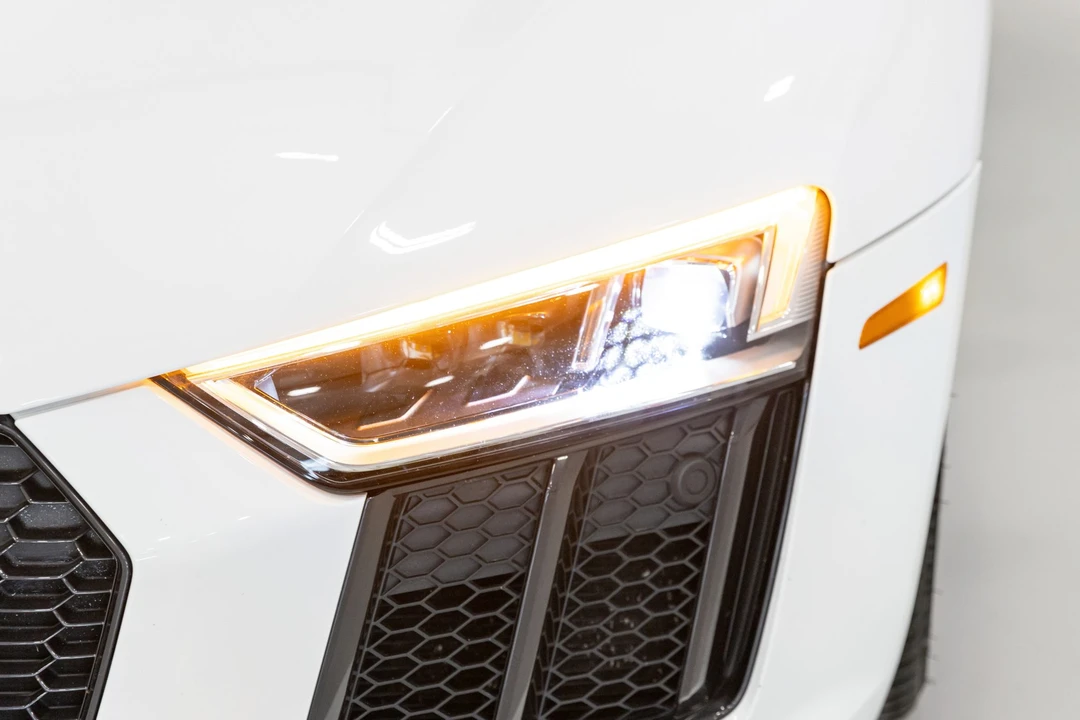 2017 Audi 4S R8 - Image 14 of 31