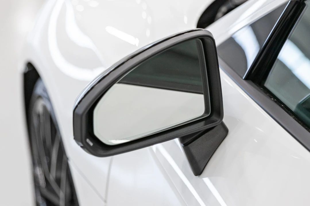 2017 Audi 4S R8 - Image 28 of 31