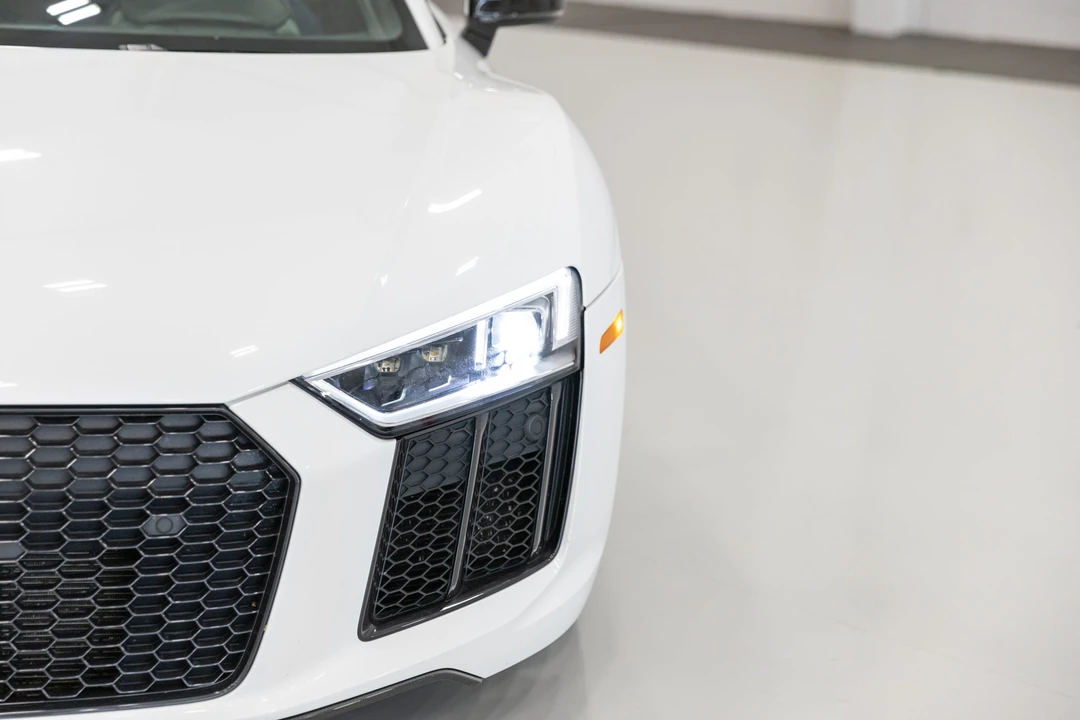 2017 Audi 4S R8 - Image 18 of 31
