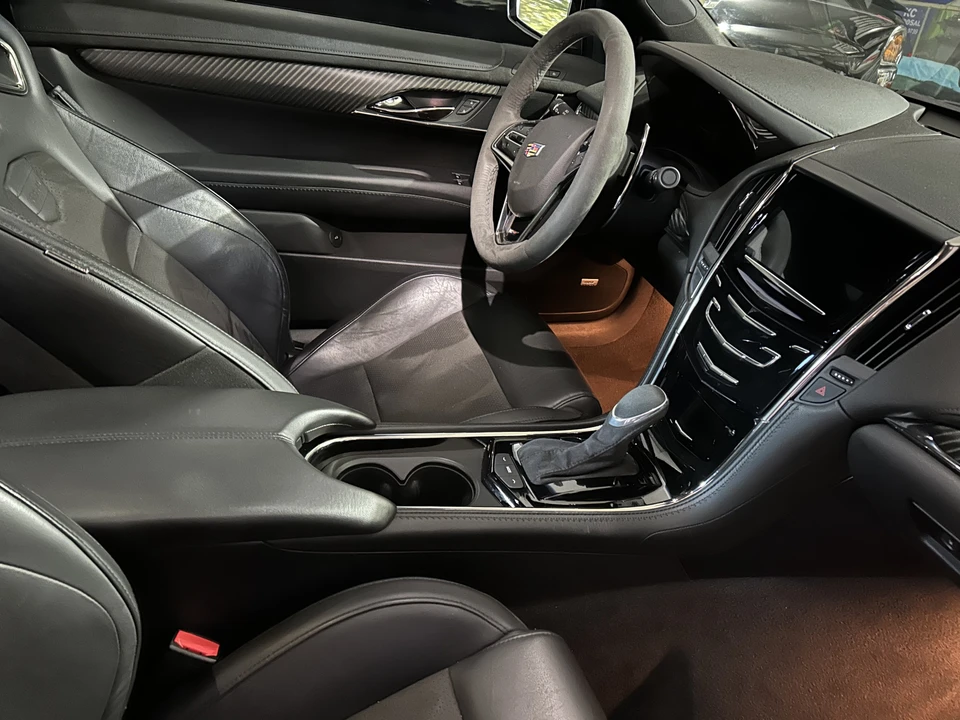 2017 Cadillac ATS-V - Image 24 of 31