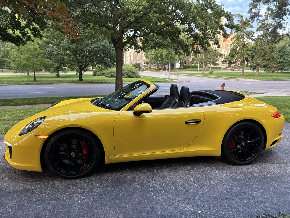 2017 Porsche 991 Carrera S - Image 2 of 31