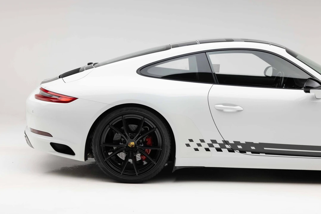 2017 Porsche 991 Carrera S - Image 17 of 31