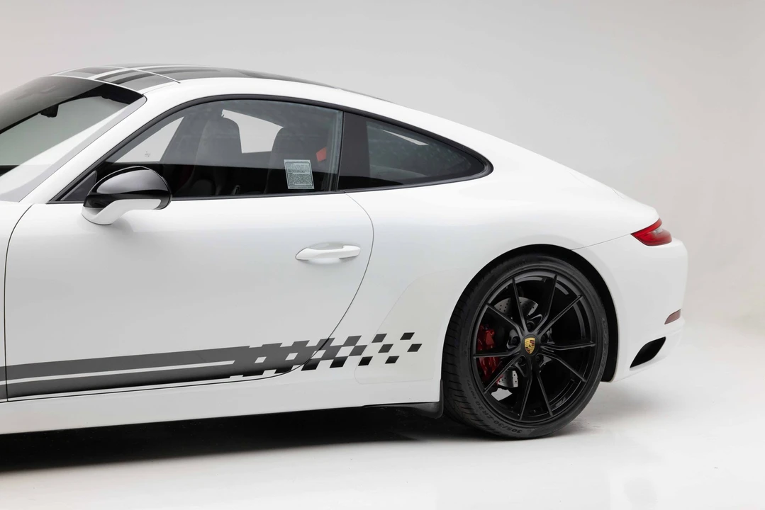 2017 Porsche 991 Carrera S - Image 22 of 31