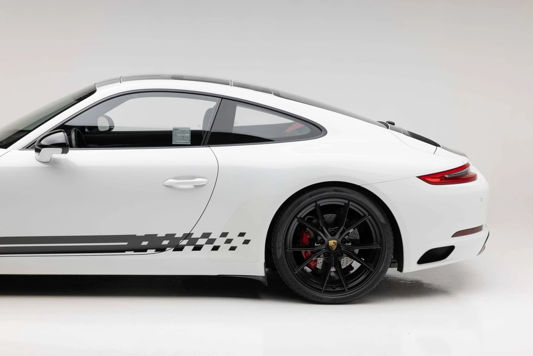 2017 Porsche 991 Carrera S - Image 16 of 31