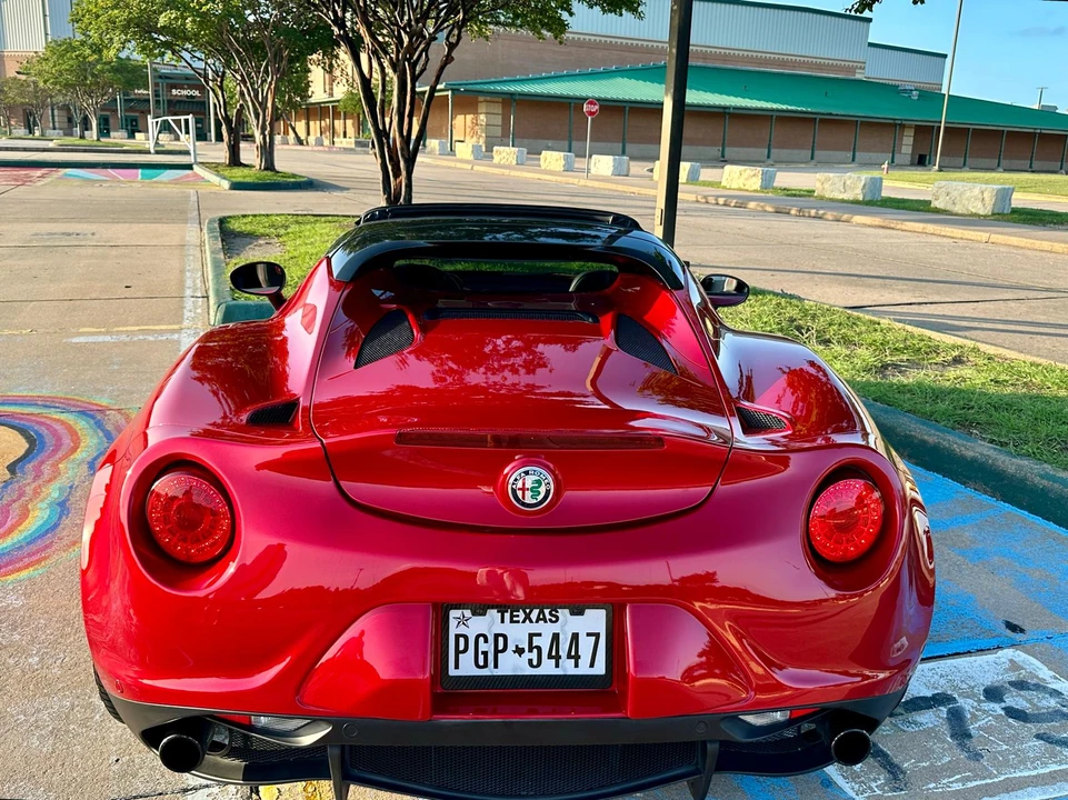 2018 Alfa Romeo 4C Spider - Image 13 of 31