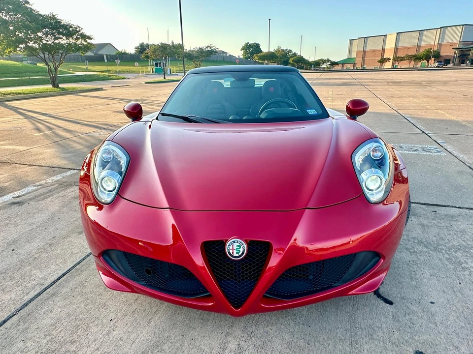 2018 Alfa Romeo 4C Spider - Image 6 of 31