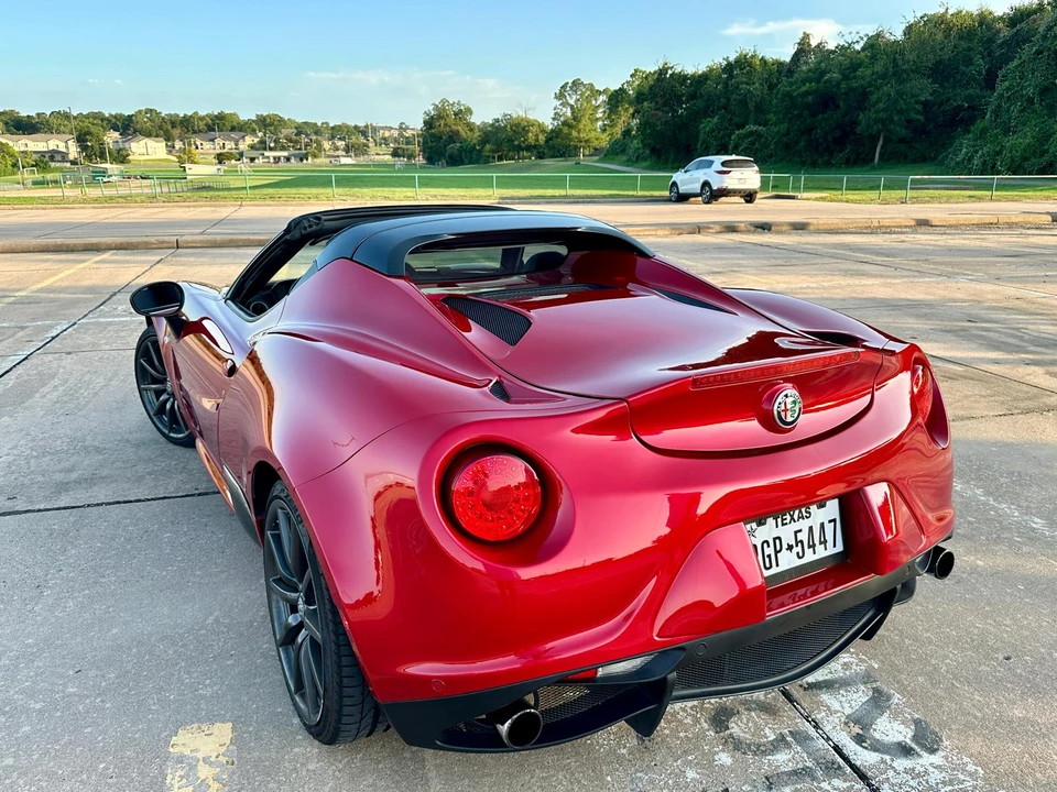 2018 Alfa Romeo 4C Spider - Image 15 of 31