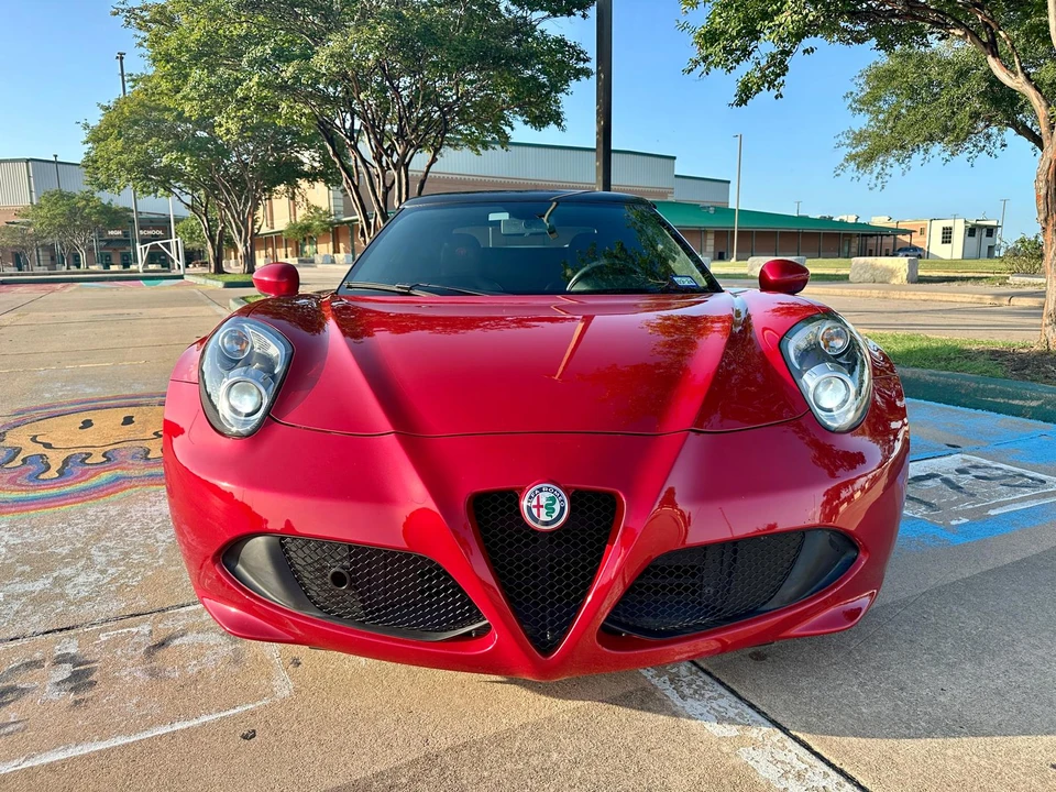 2018 Alfa Romeo 4C Spider - Image 7 of 31